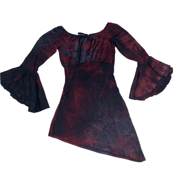 Asymmetrical top with flared sleeves