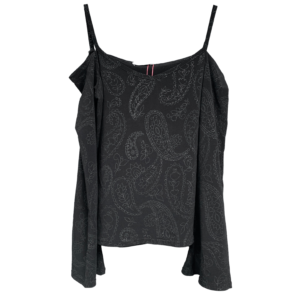 Bare-shoulder top