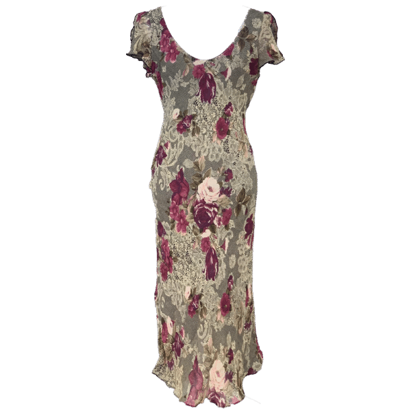 Robe longue motif dentelles