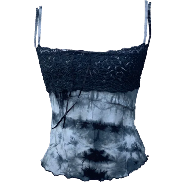 top tie and dye et dentelles goth vintage