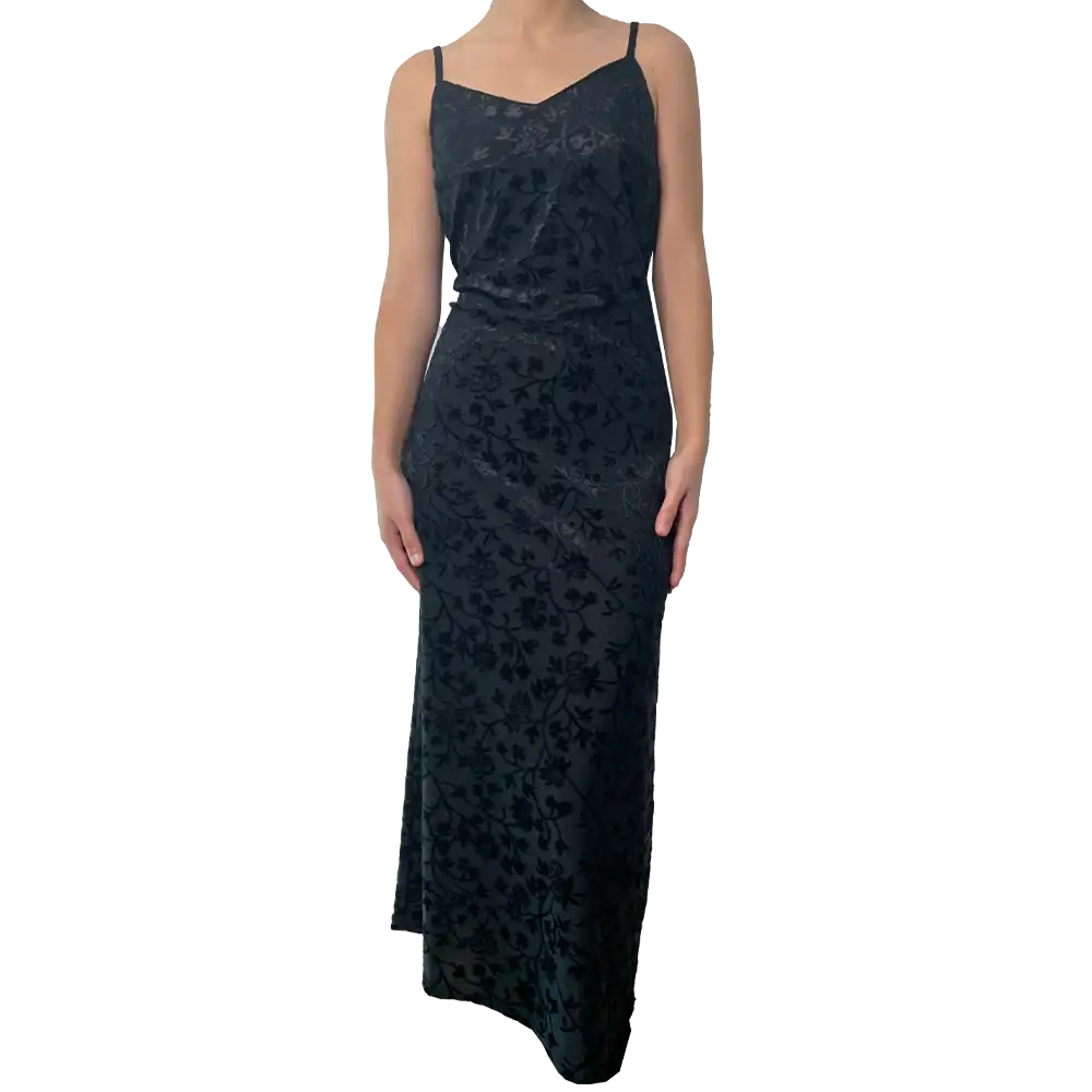 Robe longue fleurie velours noir Goth
