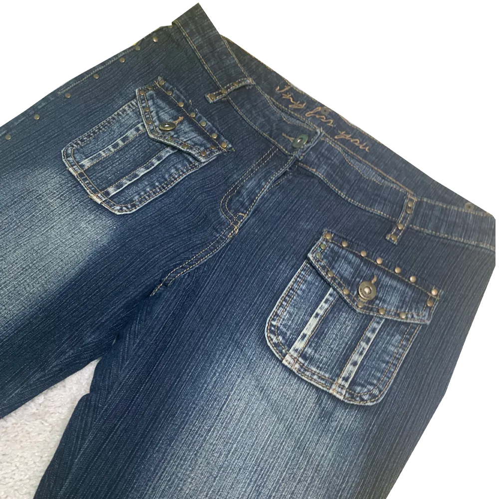 Jeanclous2
